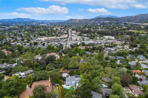View/Area - 468 Sycamore Gln, Pasadena, CA 91105 photo 5 of 10