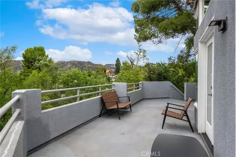 Exterior - 468 Sycamore Gln, Pasadena, CA 91105 photo 6 of 23