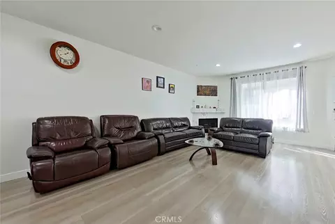 18347 Saticoy #6, Reseda, CA 91335