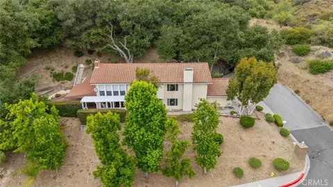 2321 Via Saldivar, Glendale, CA 91208