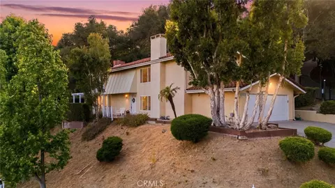 2321 Via Saldivar, Glendale, CA 91208