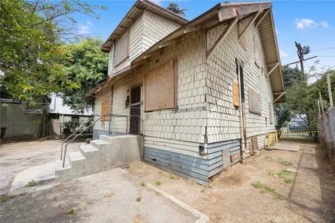 366 E Orange Grv, Pasadena, CA 91104 photo 21
