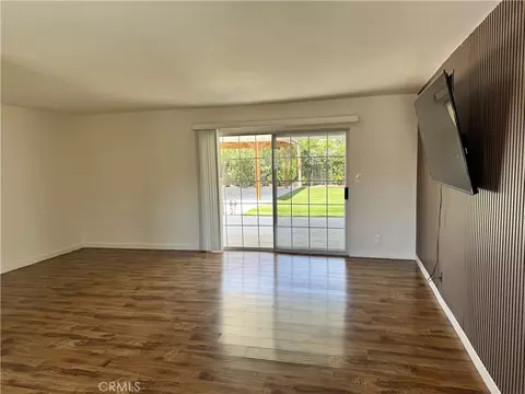 Living - 1561 Arcane, Simi Valley, CA 93065 photo 3 of 3