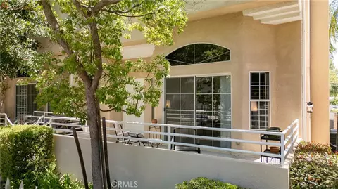 7109 Farralone Ave #117, Canoga Park, CA 91303