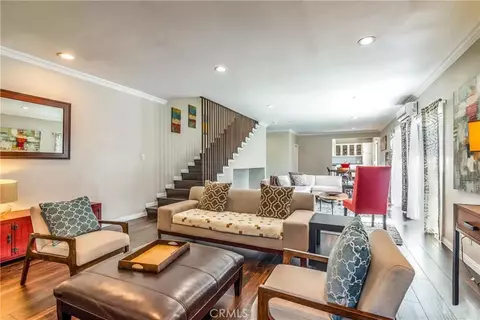 3615 Sunswept Dr, Studio City, CA 91604