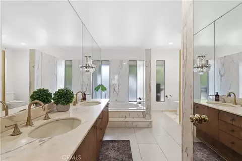 Bath - 950 Hampton, Arcadia, CA 91006 photo 1 of 1