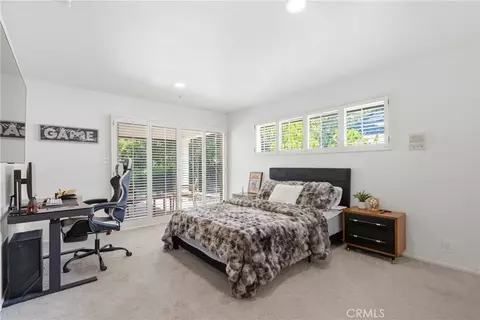 Bedroom - 950 Hampton, Arcadia, CA 91006 photo 3 of 4
