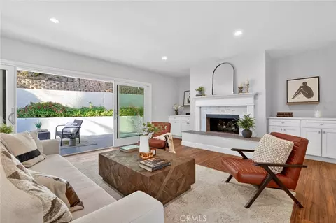 341 Cumberland Rd, Glendale, CA 91202