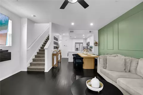 Entry Way - 441 S Glendora Ave, Glendora, CA 91741 photo 3 of 5