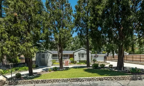 2363 Rockdell, La Crescenta, CA 91214