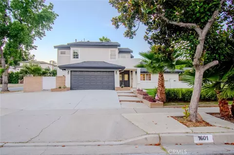 1601 Beechwood, Fullerton, CA 92835