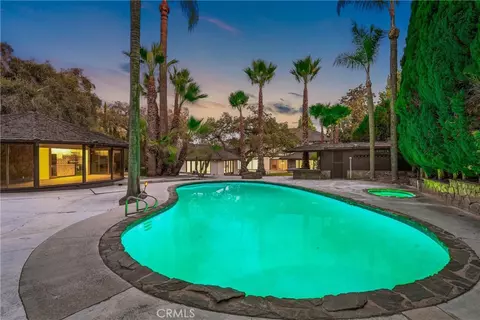 Exterior - 1005 Hampton Rd, Arcadia, CA 91006 photo 5 of 10