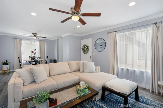 866 Cinnamon Ln #57, Duarte, CA 91010