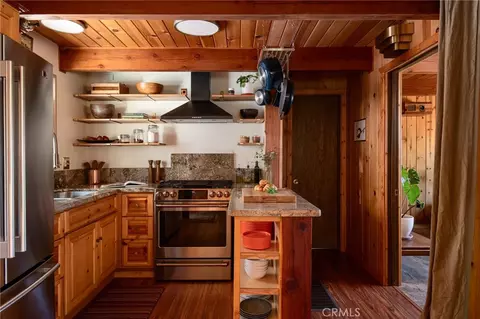 Kitchen - 459 Pioneer, Lake Arrowhead, CA 92352 photo 1 of 2