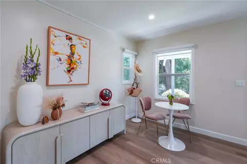 Entry Way - 229 E Washington, Pasadena, CA 91104 photo 1 of 3