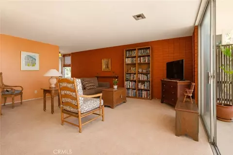 Living - 395 Cliff Dr #106, Pasadena, CA 91107 photo 3 of 4