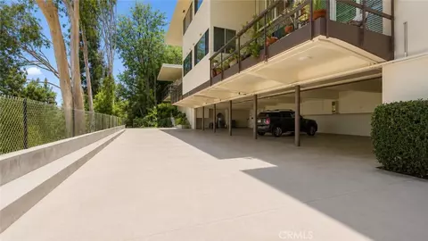Exterior - 395 Cliff Dr #106, Pasadena, CA 91107 photo 10 of 15