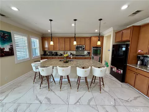 Kitchen - 13538 Applegate Ct, Rancho Cucamonga, CA 91739 photo 2 of 2