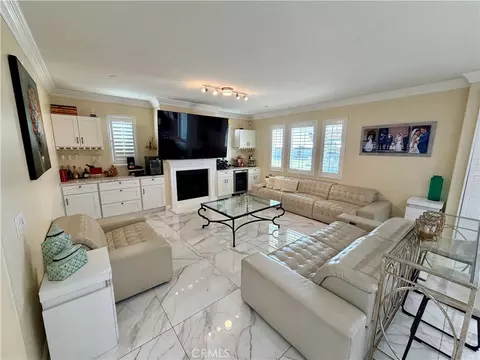 Living - 13538 Applegate Ct, Rancho Cucamonga, CA 91739 photo 2 of 3