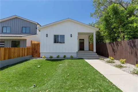 8738 Apperson St, Sunland, CA 91040