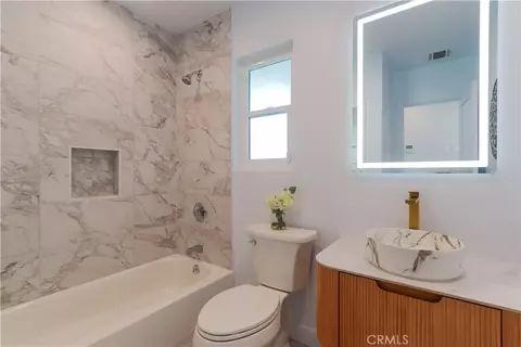Bath - 8363 Palais, Stanton, CA 90680 photo 2 of 3