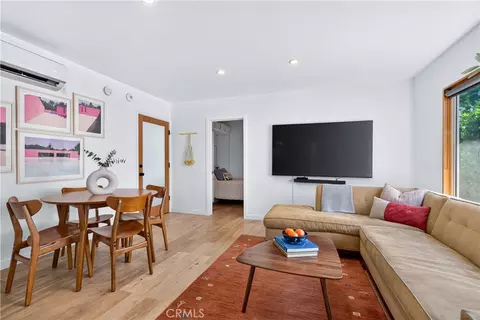 2135 Bellevue #12, Los Angeles, CA 90026