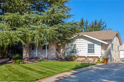 9433 Geyser Ave, Northridge, CA 91324