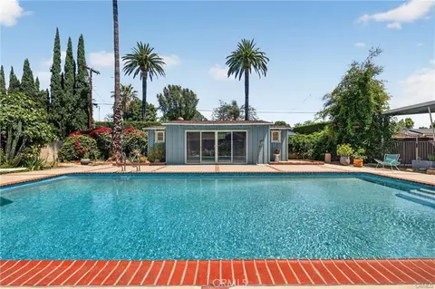 17061 Parthenia St, Sherwood Forest, CA 91325