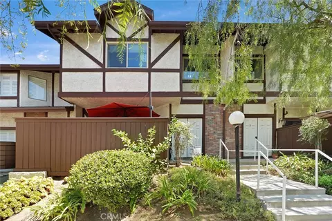 10480 Sunland Blvd #7, Sunland, CA 91040