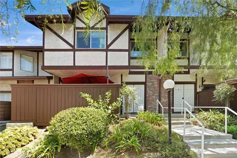 10480 Sunland Blvd #7, Sunland, CA 91040