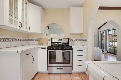 Kitchen - 2240 Pine Ave, Long Beach, CA 90806 photo 2 of 3