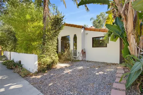 Exterior - 2240 Pine Ave, Long Beach, CA 90806 photo 6 of 6