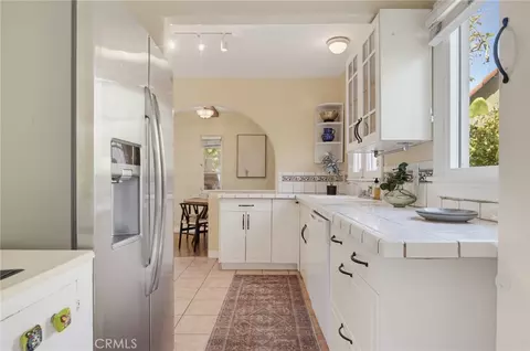 Kitchen - 2240 Pine Ave, Long Beach, CA 90806 photo 3 of 3