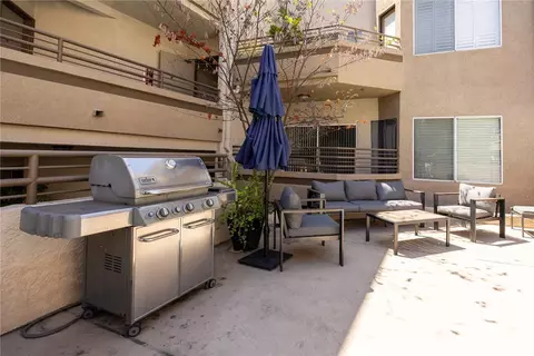 Exterior - 501 E Del Mar Blvd #109, Pasadena, CA 91101 photo 9 of 12