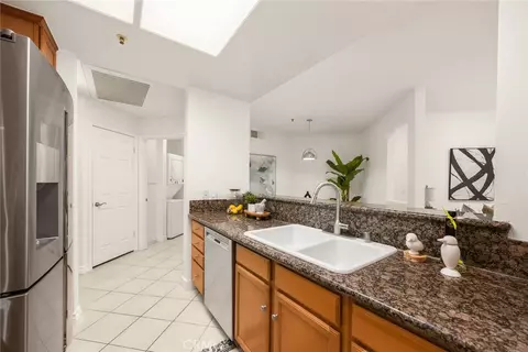 Kitchen - 501 E Del Mar Blvd #109, Pasadena, CA 91101 photo 3 of 3