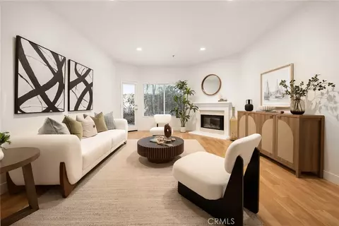 Living - 501 E Del Mar Blvd #109, Pasadena, CA 91101 photo 1 of 2