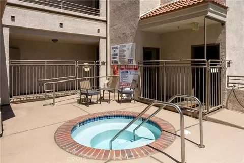 Exterior - 501 E Del Mar Blvd #109, Pasadena, CA 91101 photo 11 of 12