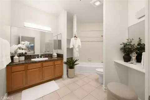 Bath - 501 E Del Mar Blvd #109, Pasadena, CA 91101 photo 1 of 2