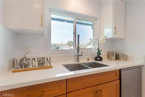 Kitchen - 8363 Palais, Stanton, CA 90680 photo 4 of 5