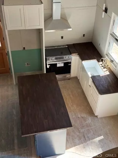 Kitchen - 33444 Squirrel, Green Valley Lake, CA 92341 photo 1 of 1
