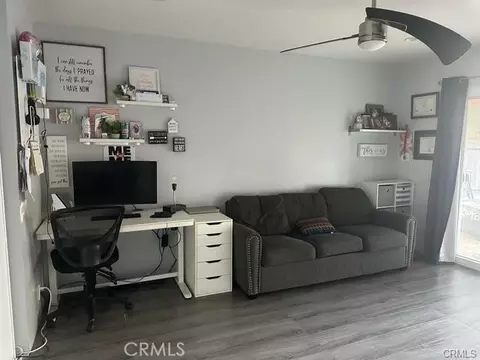 1661 Forest, Pasadena, CA 91103 photo 9