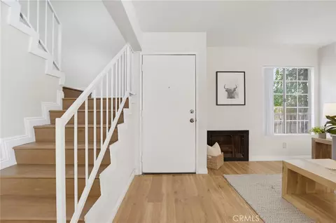 Entry Way - 77 N Michigan Ave #15, Pasadena, CA 91106 photo 1 of 2