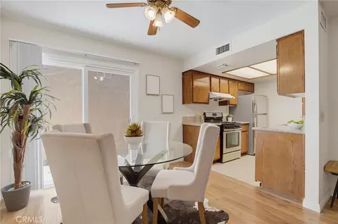 Dining - 77 N Michigan Ave #15, Pasadena, CA 91106 photo 2 of 2