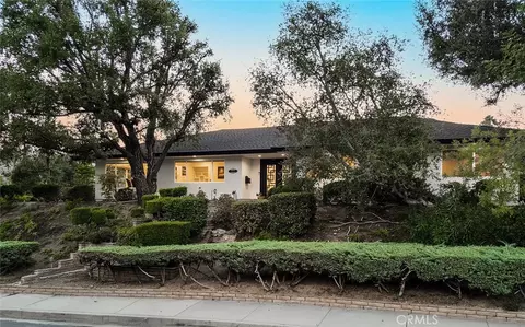Exterior - 3301 Vickers, Glendale, CA 91208 photo 9 of 18