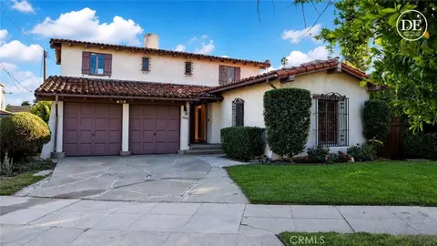 3434 Rowena Ave, Los Angeles, CA 90027