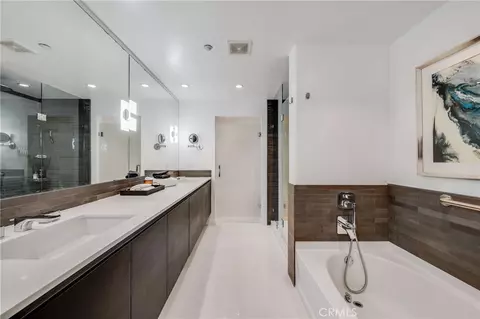 Bath - 400 W Ocean, Long Beach, CA 90802 photo 1 of 5