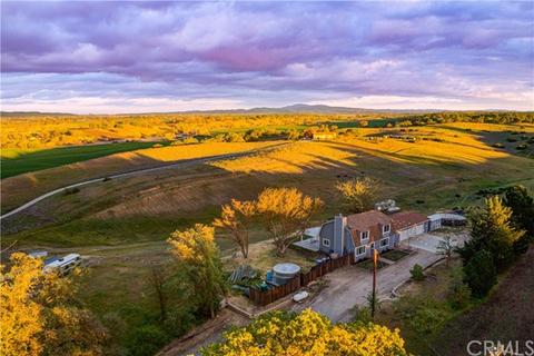 7863 Feenstra Rd, Paso Robles, CA 93446 photo 1