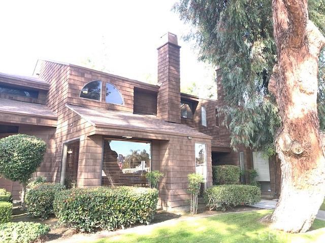 2201 Barrington St #11, Bakersfield, CA 93309