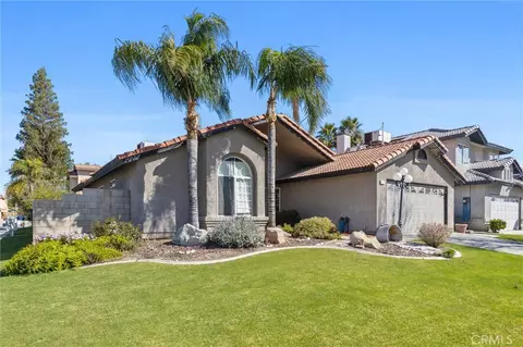 8712 Fox Creek Ct, Bakersfield, CA 93312