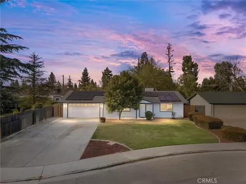 513 River Oaks Dr, Bakersfield, CA 93309